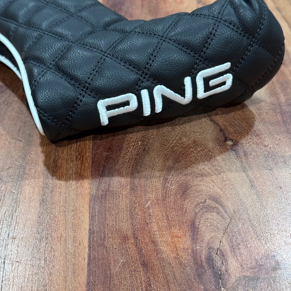 PING Black Quilted Putter Cover
